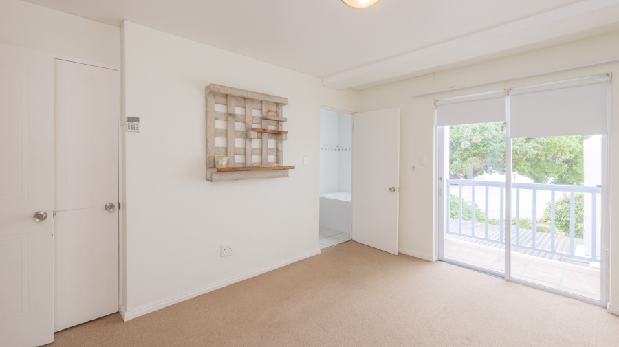 3 Bedroom Property for Sale in Struisbaai Western Cape